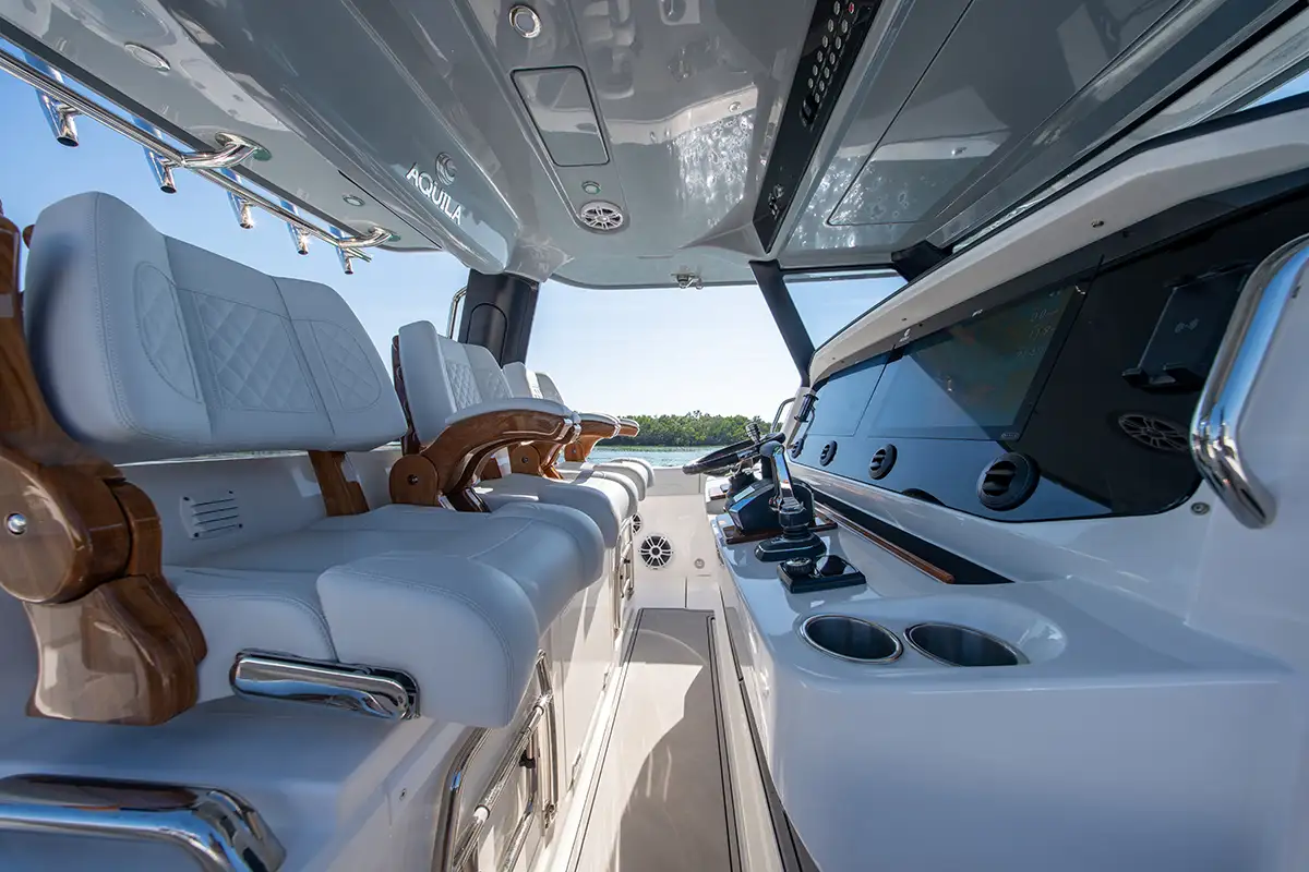 AQUILA36MOLOKAI_21