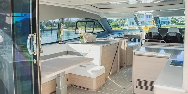 42-coupe-gallery-inside-1042x450