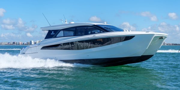 AQUILA 46 COUPE2