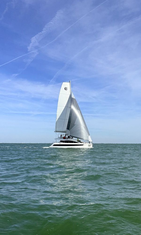 Aquila50Sail_11